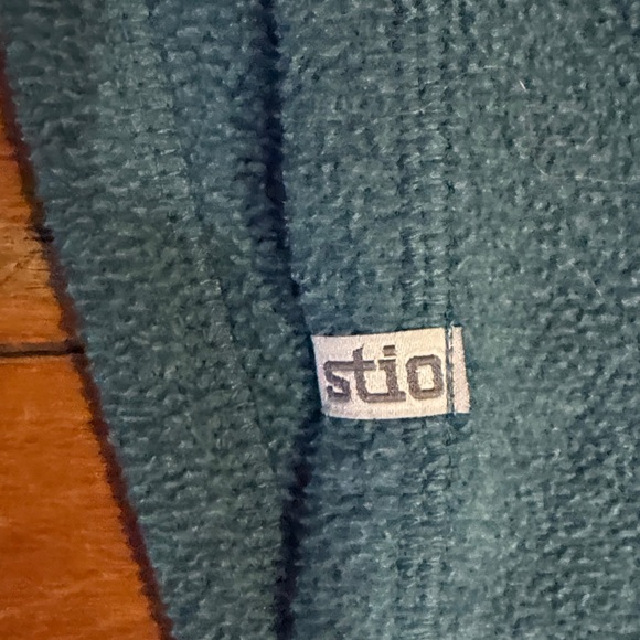 Stio Green Turtleneck Fleece Top - Picture 2 of 4